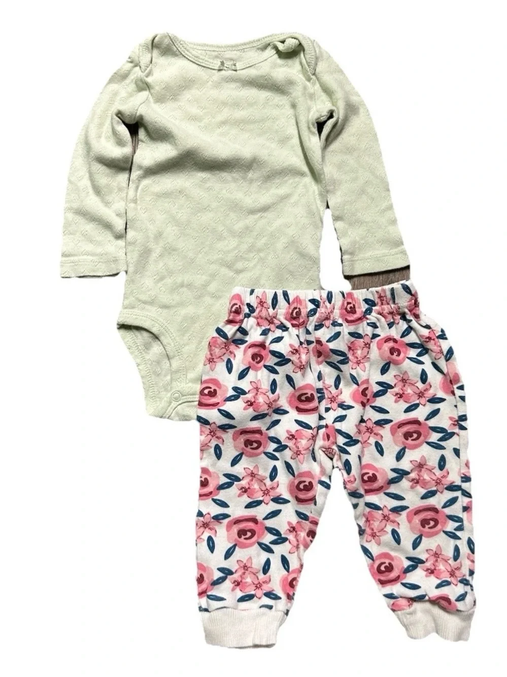 Baby Girl Clothing Long Sleeve Bodysuits Leggings Fall Winter Size 6-9 Months